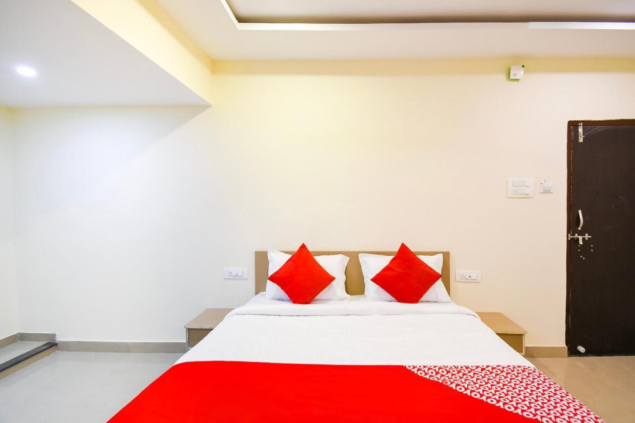 OYO Flagship 45586 Hotel Airport Inn Rāipur Exterior foto